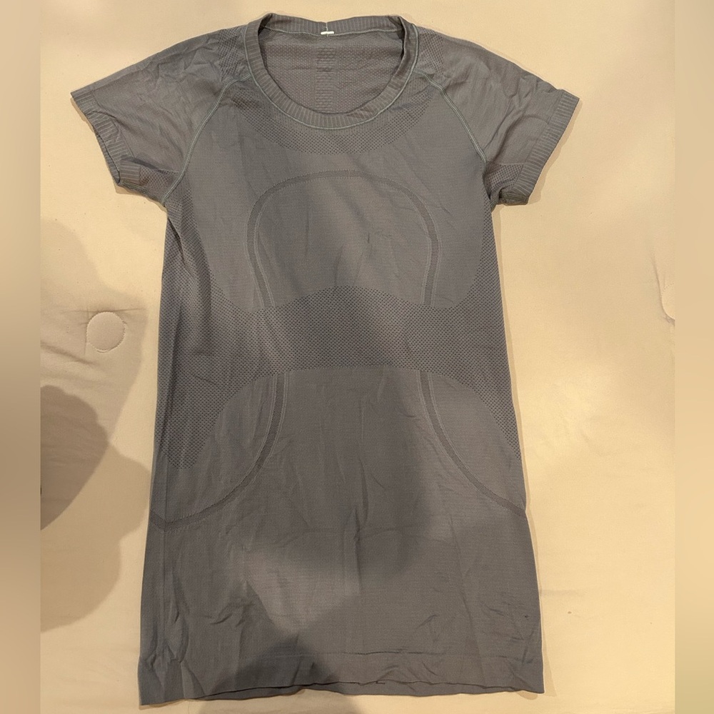 Lululemon Swiftly Tech Short Sleeve Shirt